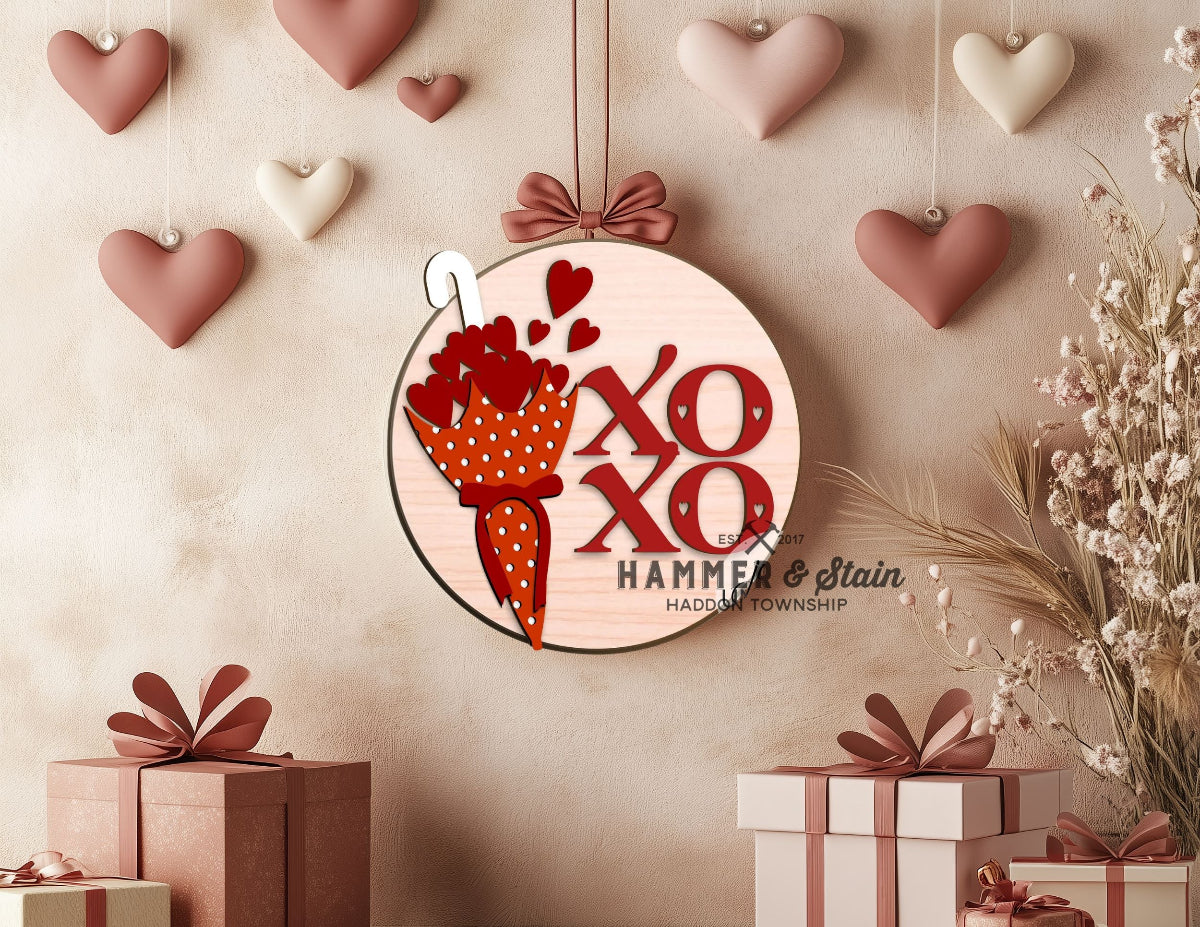 XOXO hugs and kisses door hanger at Hammer and Stain Haddon 